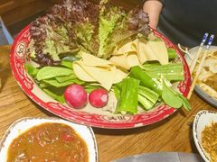 -万里闯关东铁锅炖菜馆(高新旗舰店)