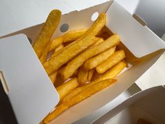 -必胜客(尹山湖歌林公园店)