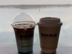 -抱抱地球咖啡馆(国家海洋博物馆店)