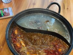 -香逸山自助火锅