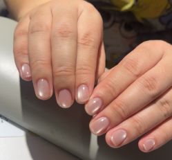 -纤纤玉手美甲美睫美容