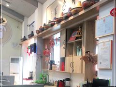 -毛辣果·贵州红酸汤牛肉火锅(西单店)