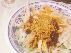 -蒙自源米线(虎门国际购物中心店)