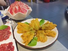 -生活如沸·顺德水牛奶火锅(人民广场店)