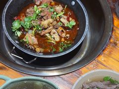 -大众跷脚牛肉馆·非遗传承单位(峨眉山店)