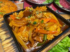 -青瓦炭韩潮烤肉(花园道店)