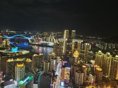 -Ting无边际江景酒店(重庆解放碑云端之眼店)