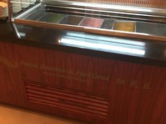 面包甜点陈列柜-重庆解放碑帝晶酒店·姜厨房西餐厅