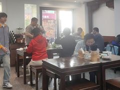 -蟹上黄·蟹黄面·江南糖水(人民广场店)