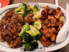 秘汁鸡排拼台式卤肉盖饭-和合谷(百荣店)