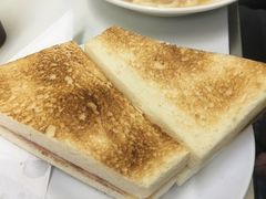 牛油方包-澳洲牛奶公司(佐敦店)