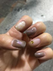 -一笔绣狂草美甲坊