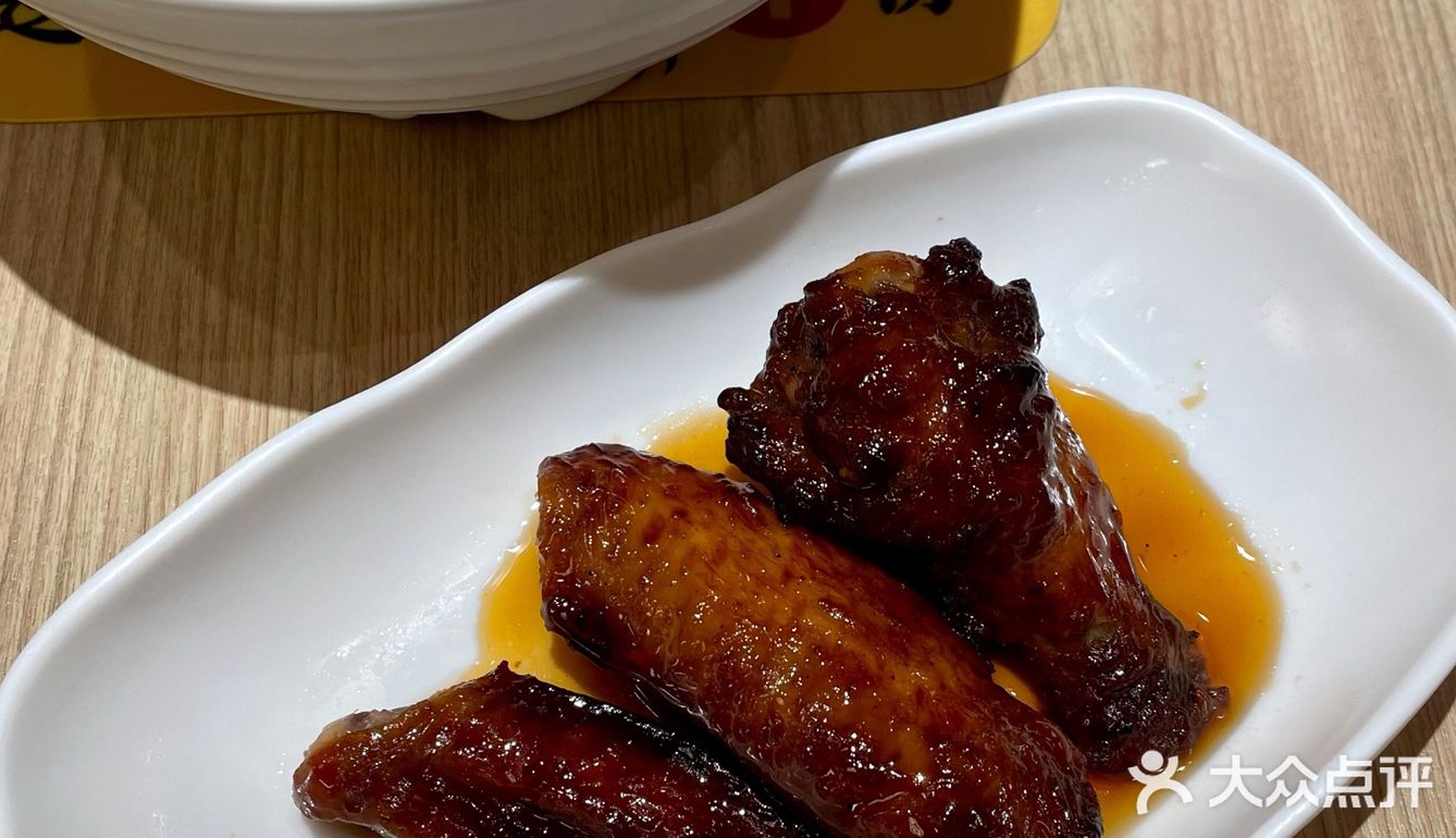 万胜广场人均35的煲仔饭✨趁热吃✔️