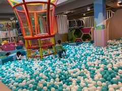 -布鲁豪斯亲子欢乐家庭餐厅