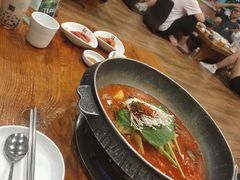 -喇喇排骨火锅·传统韩式脊骨汤(望京西园总店)