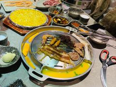 -哈哈碳都·牛肋条无限自助烤肉(台江万达店)