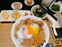 -熊吞·大碗丼烧肉饭(西市场嘉华店)