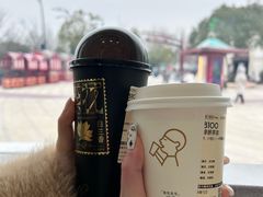 -喜茶(迪士尼小镇·平行宇宙店)