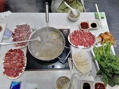 -黑山牛肉汤火锅(花城汇店)