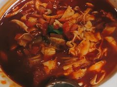 -江渔儿酸菜鱼(奥园广场金发购物中心店)
