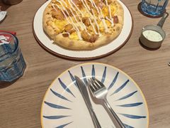 -必胜客(上海华谊新所店)