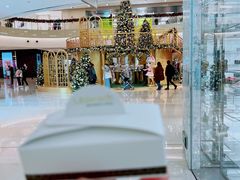 -Laderach 莱德拉(上海环贸iapm店)