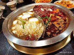 -沸炉重庆老火锅(军事博物馆店)