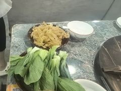 -三里屯土灶炖公鸡地锅鸡(江东店)