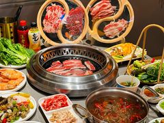 -黑金·寻焰自助百汇·烤肉·火锅(中街店)
