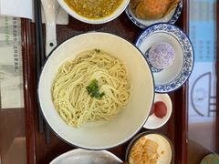 -百年老字号·观振兴蟹黄面·三虾面·苏式面(观前街富仁坊巷店)