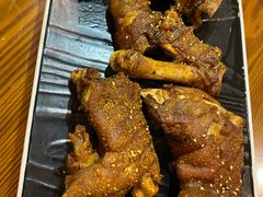 烤猪手-圣夜东北菜烧烤·夜宵·龙虾(胥江路店)