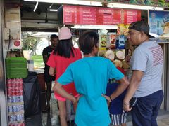 -东海岸人工湖美食村