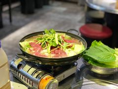 牛肉章鱼火锅-统营阿姨(虹泉路店)