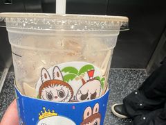 -瑞幸咖啡(艺树家工场店)