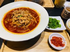 肥牛寿喜锅-熊吞·大碗丼烧肉饭(西市场嘉华店)