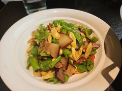 镇巴山笋炒腊肉-唐猫庭院·千年陕菜(赛格国际购物中心店)