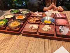 -银米·云南传统过桥米线(双廊黑金冠店)