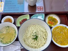 -百年老字号·观振兴蟹黄面·三虾面·苏式面(观前街富仁坊巷店)