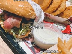 -The Habit Burger Grill 哈比特汉堡(复兴soho店)