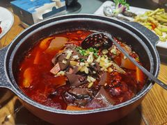 -黄泥岗·地道湖北菜(奥特莱斯店)