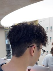 -宫铭烫发染发接发店