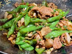 -费大厨辣椒炒肉(高铁吾悦广场店)