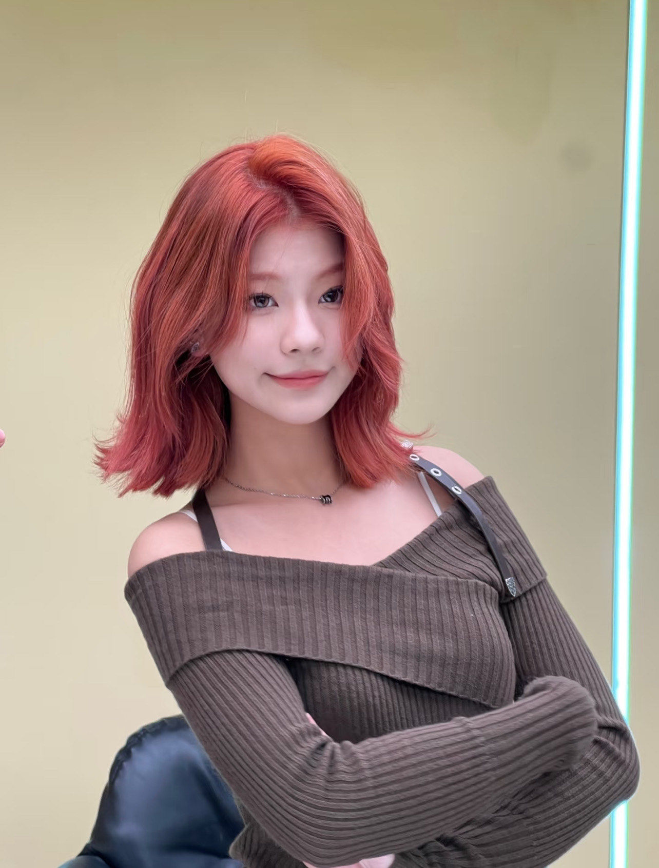 橙色发型满满活力