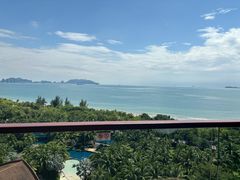 -三亚湾海居铂尔曼度假酒店