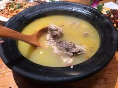 临沧木瓜鸡-老滇山寨•云南特色菜•地方菜•民族风情歌舞表演(金碧店)