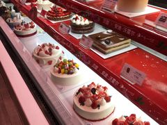 -巴黎贝甜(大宁国际商业广场店)