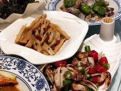 -泉畔人家·老济南经典鲁菜(大明湖店)