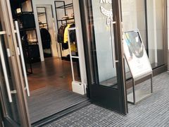 -MCM(比斯特上海购物村店)
