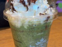 -星巴克(兰州中川机场T2出发店)