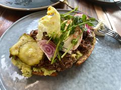 慢煮牛肉温泉蛋吐司-O'mills Sourdough Bakery&Bistro(永嘉路店)